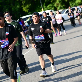 Runner Photo 4145364