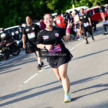 Runner Photo 4145476