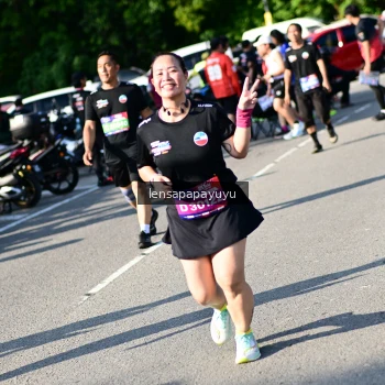 Runner Photo 4145487