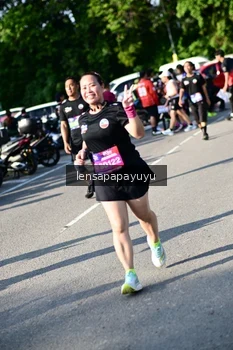 Runner Photo 4145493