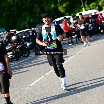 Runner Photo 4145539