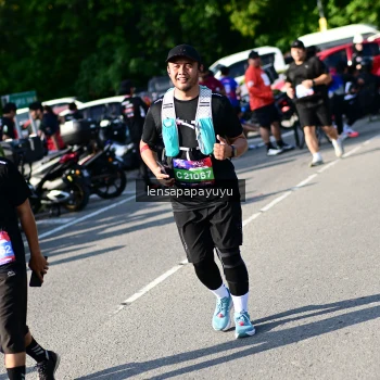 Runner Photo 4145553