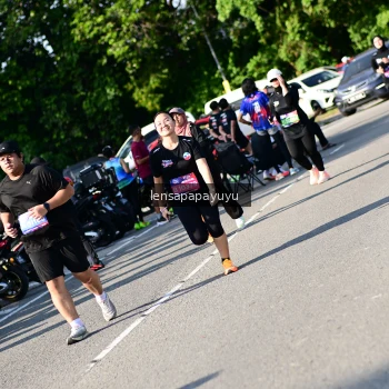 Runner Photo 4145582