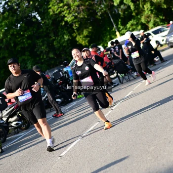 Runner Photo 4145583