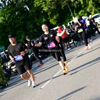 Runner Photo 4145593