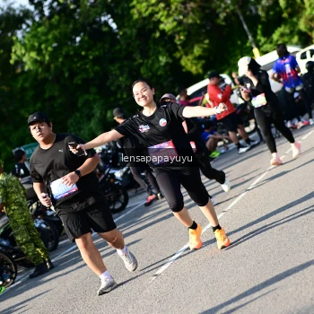 Runner Photo 4145607