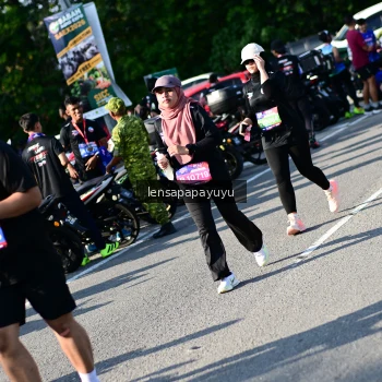 Runner Photo 4145632