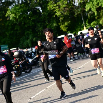 Runner Photo 4145648