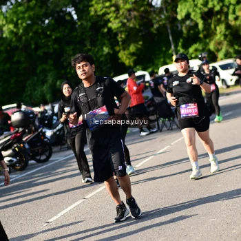 Runner Photo 4145665