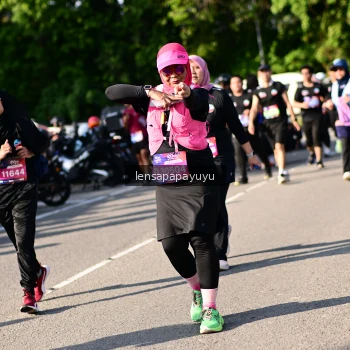 Runner Photo 4145668