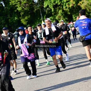 Runner Photo 4145705