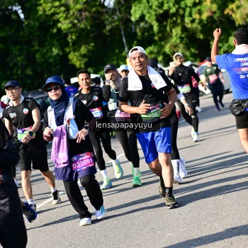 Runner Photo 4145718