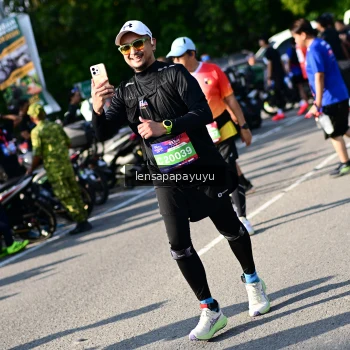 Runner Photo 4145740