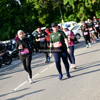 Runner Photo 4145773