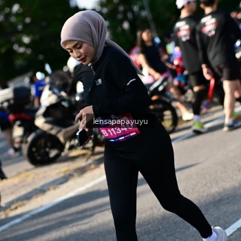 Runner Photo 4145775