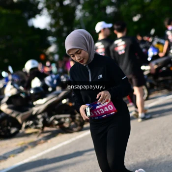 Runner Photo 4145782