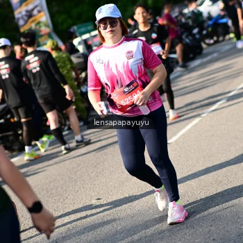 Runner Photo 4145792