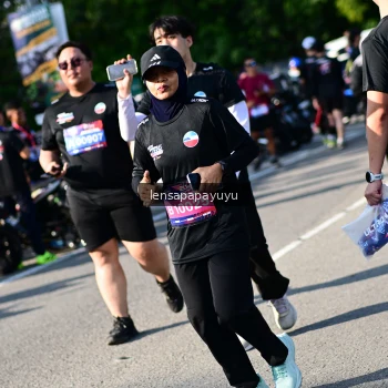Runner Photo 4145805