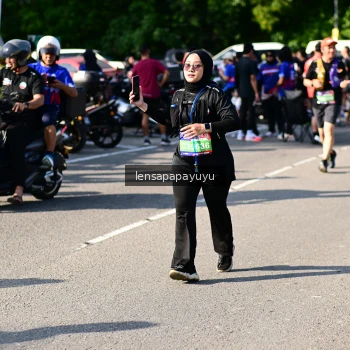Runner Photo 4145855