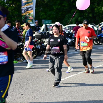 Runner Photo 4145914