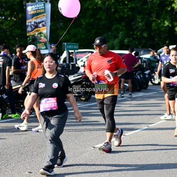 Runner Photo 4145937