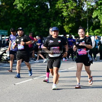 Runner Photo 4145946