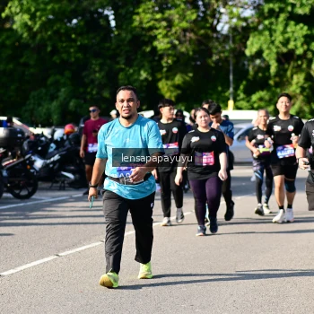 Runner Photo 4146001