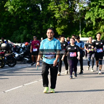 Runner Photo 4146006