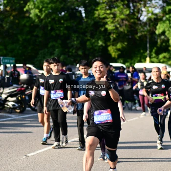 Runner Photo 4146019