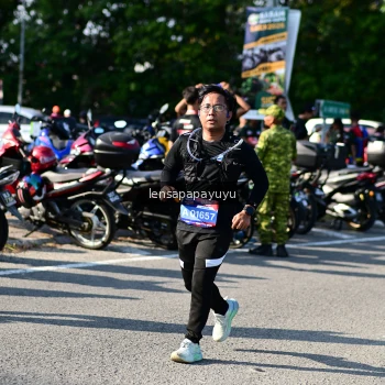 Runner Photo 4146042