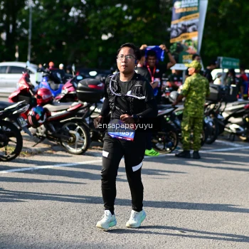 Runner Photo 4146043