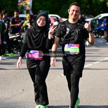 Runner Photo 4146087