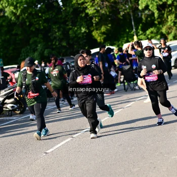 Runner Photo 4146104