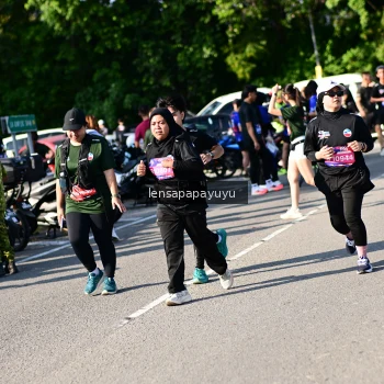 Runner Photo 4146113
