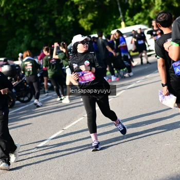Runner Photo 4146125