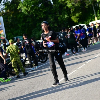 Runner Photo 4146169