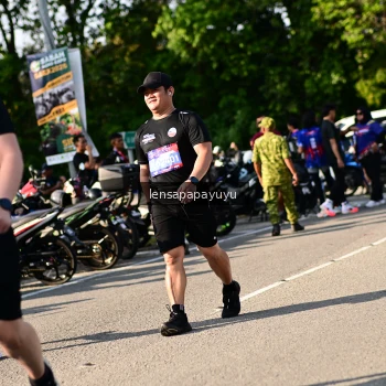 Runner Photo 4146182