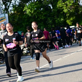 Runner Photo 4146217
