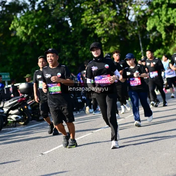 Runner Photo 4146257