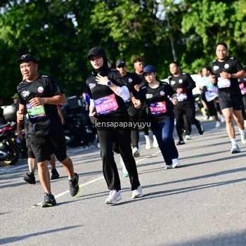 Runner Photo 4146262