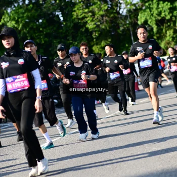 Runner Photo 4146283