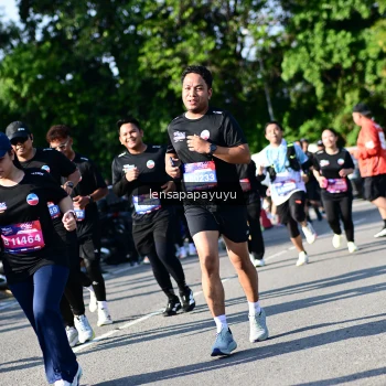 Runner Photo 4146296