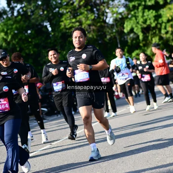 Runner Photo 4146303