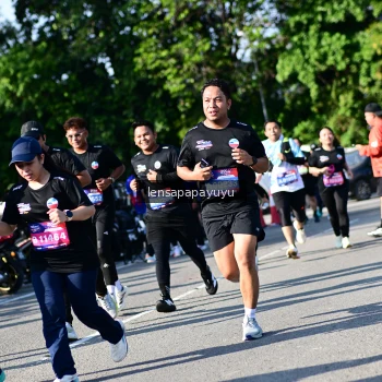 Runner Photo 4146305