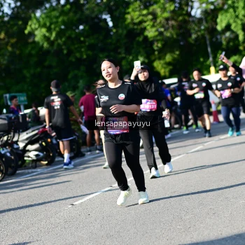 Runner Photo 4146343