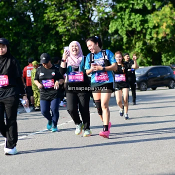 Runner Photo 4146364