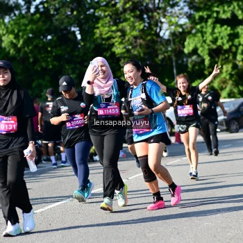 Runner Photo 4146367
