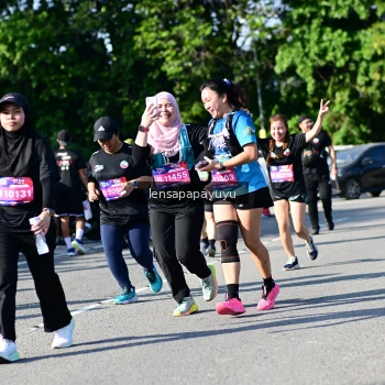 Runner Photo 4146374