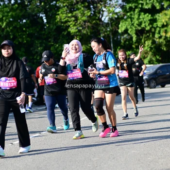 Runner Photo 4146387