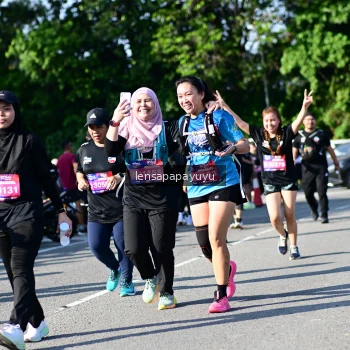 Runner Photo 4146396